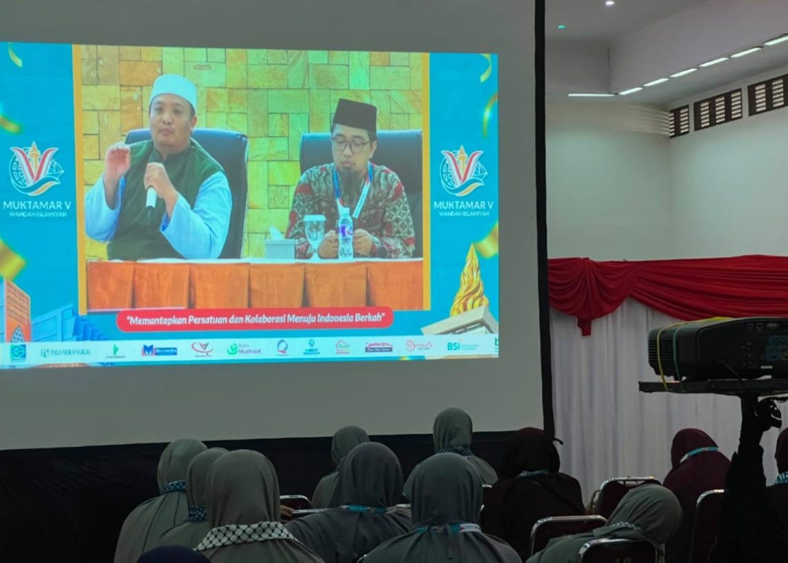 Dialog Ketahanan Keluarga Muktamar V Wahdah Islamiyah Bahas Tiga Tahapan Peran Keluarga (Ma’wa, Madrasah dan Markaz)