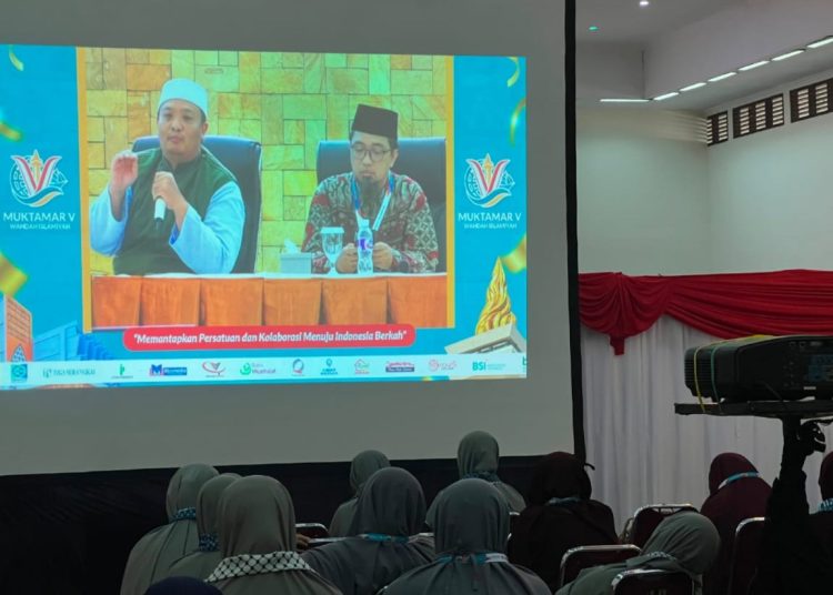 Dialog Ketahanan Keluarga Muktamar V Wahdah Islamiyah Bahas Tiga Tahapan Peran Keluarga (Ma’wa, Madrasah dan Markaz)