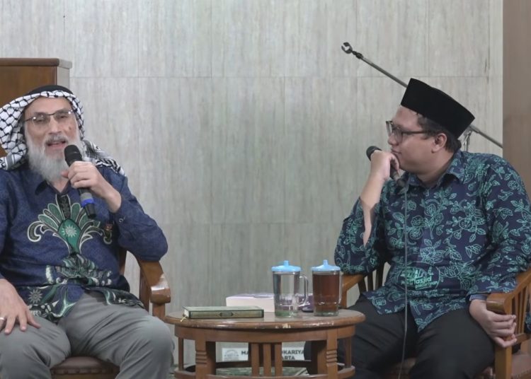 Jamaah Masjid Jogokariyan Antusias Simak Paparan Prof. Abd al-Fattah el-Awaisi tentang Empat Budaya Baitul Maqdis di Madinah