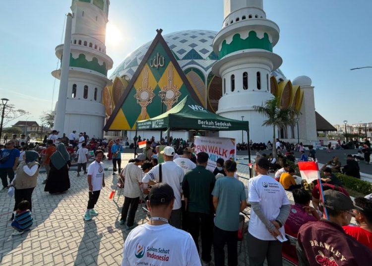 Semarak Muktamar V, Wahdah Islamiyah Sulteng Ajak Masyarakat Sehat Lewat Fun Walk Family