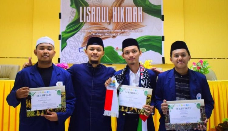 Tiga Delegasi PBA IAI STIBA Makassar Raih Juara dalam Lomba Bahasa Arab Lisanul Hikmah 2026